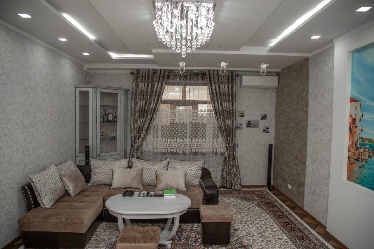 Favorite Apartment Samarkand Buitenkant foto